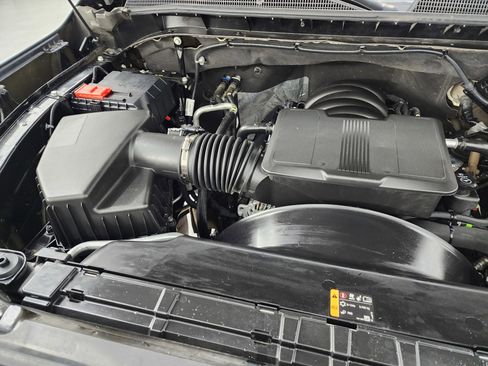 Used 2023 GMC Sierra 2500 SLE w/ SLE Convenience Package image 18