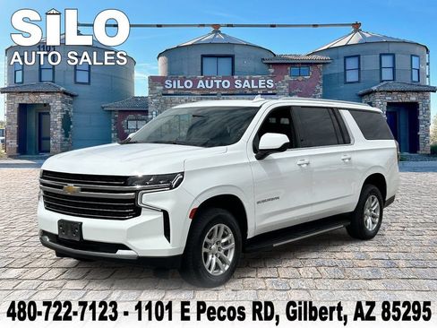 Used 2021 Chevrolet Suburban LT RWD image 1