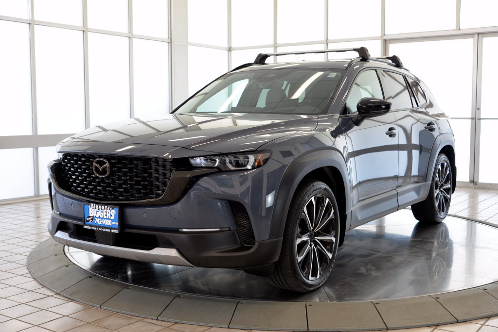 Certified 2026 MAZDA CX-50 AWD 2.5 S w/ Cargo Package image 4