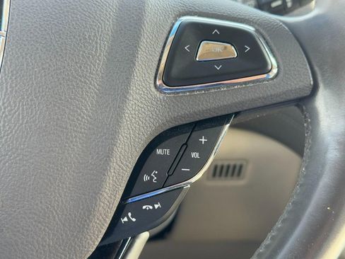 Used 2017 Lincoln MKX Select w/ Lincoln MKX Climate Package image 18