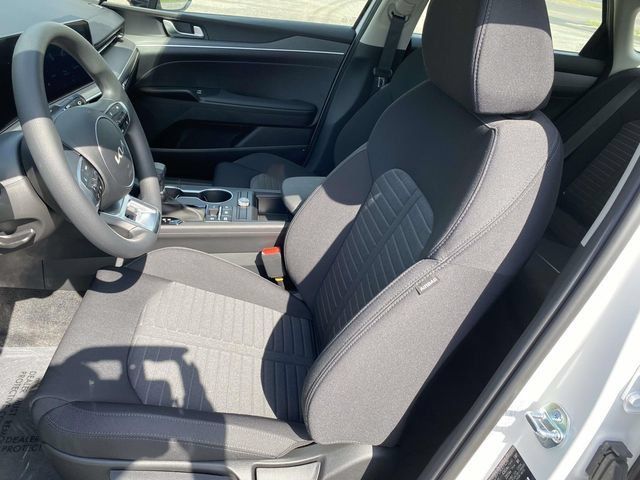 New 2026 Kia K5 LXS FWD image 11