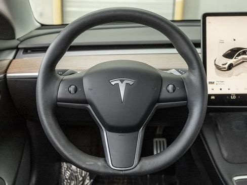 Used 2022 Tesla Model 3 Performance image 10