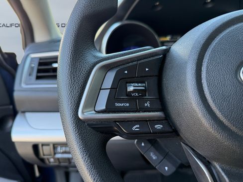 Used 2019 Subaru Outback 2.5i AWD/4WD image 14