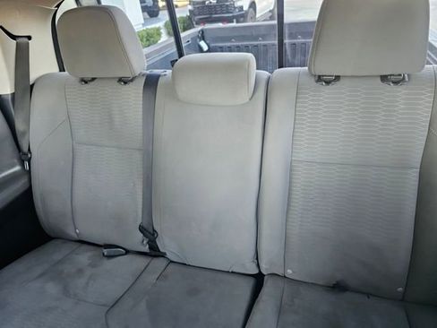 Used 2018 Toyota Tacoma SR5 image 15