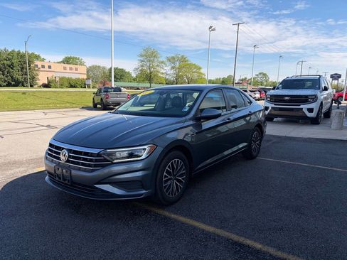 Used 2019 Volkswagen Jetta SEL FWD image 3