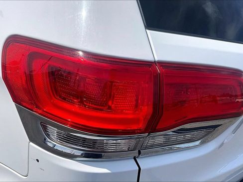 Used 2014 Jeep Grand Cherokee Limited AWD/4WD image 29