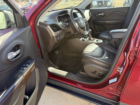 Used 2014 Jeep Cherokee Trailhawk w/ Comfort/Convenience Group image 5