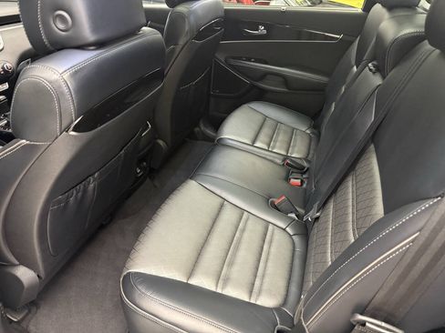 Used 2017 Kia Sorento SX AWD/4WD image 29
