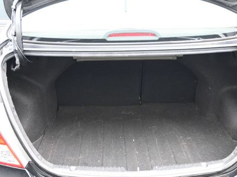 Used 2013 Hyundai Accent GLS w/ Premium Pkg FWD image 27