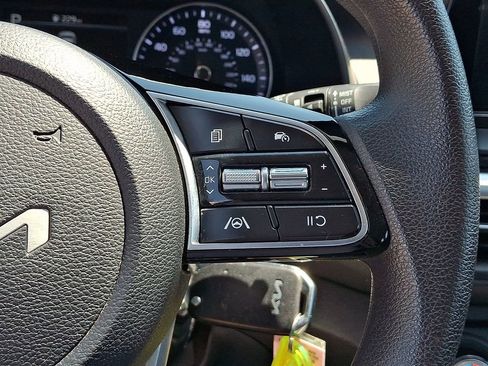 Certified 2023 Kia Forte LXS FWD image 23