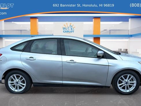 Used 2015 Ford Focus SE FWD image 7