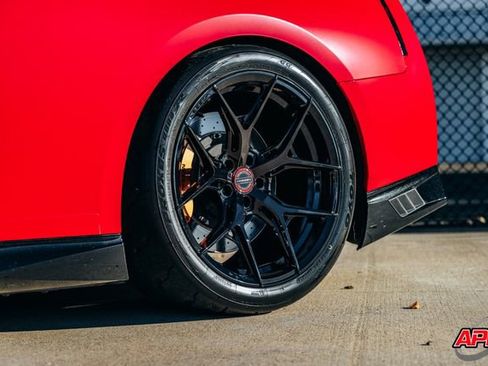 Used 2020 Nissan GT-R Premium w/ Premium Interior Package image 45