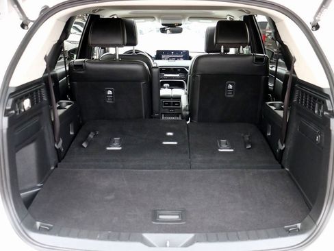 Used 2025 MAZDA CX-90 3.3 Turbo w/ Preferred Package image 10