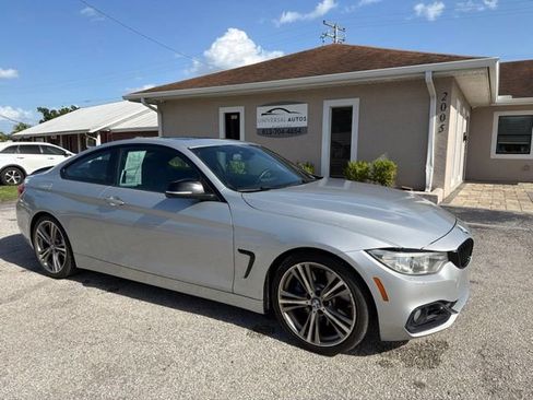 Used 2015 BMW 435i Coupe w/ Technology Package RWD image 3
