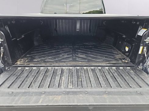 Used 2020 Toyota Tacoma TRD Off-Road w/ Technology Package AWD/4WD image 31