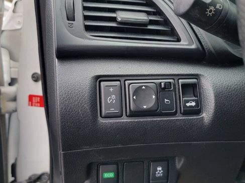 Used 2019 Nissan Sentra S w/ Appearance Package FWD image 18