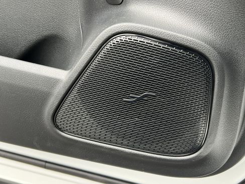 New 2026 Mercedes-Benz GLB 250 4MATIC image 34