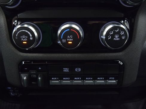 New 2026 RAM 5500 Tradesman AWD/4WD image 27