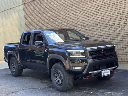 New 2026 Nissan Frontier PRO-4X w/ Pro Premium Package AWD/4WD image 2