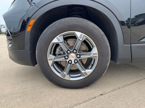 Used 2024 Chevrolet Blazer LT image 25