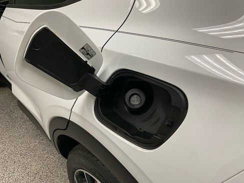 Used 2020 Buick Encore GX Select image 28