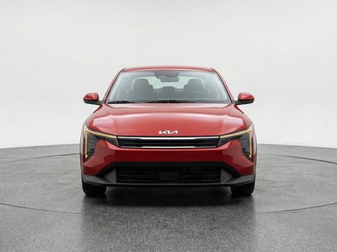 Used 2025 Kia K4 FWD image 2