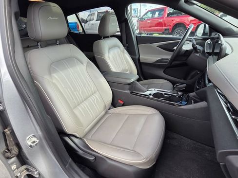 Used 2024 Buick Envista Sport Touring FWD image 14