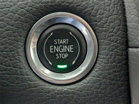 Certified 2023 GMC Yukon XL Denali image 26