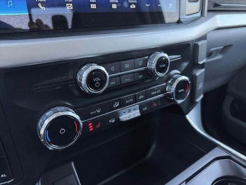 Used 2022 Ford F150 XLT w/ Equipment Group 302A High image 10