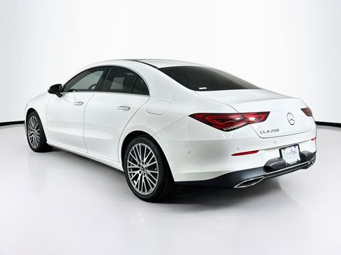 Used 2023 Mercedes-Benz CLA 250 w/ Premium Package image 5