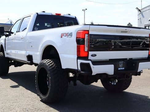 Used 2025 Ford F350 Platinum AWD/4WD image 3