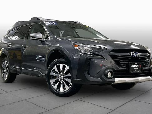 Used 2024 Subaru Outback Touring AWD/4WD image 3