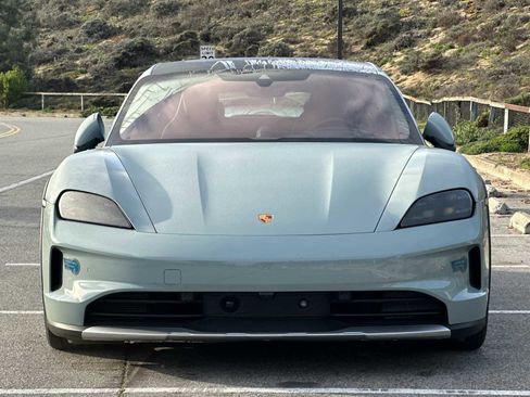 Certified 2025 Porsche Taycan 4S image 11