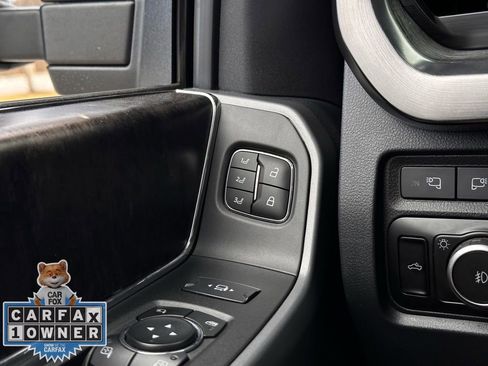 Used 2024 Ford F350 Lariat w/ Black Appearance Package image 31