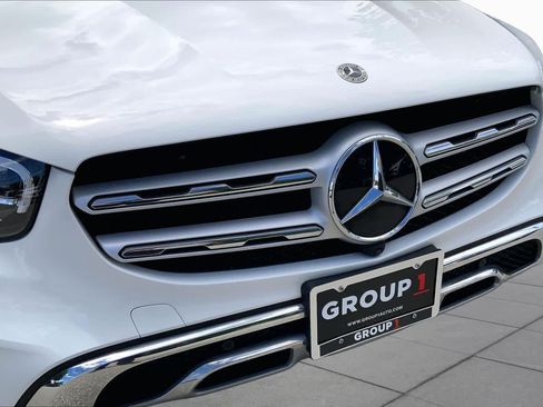 Certified 2022 Mercedes-Benz GLC 300 4MATIC w/ Premium Package Lite image 30