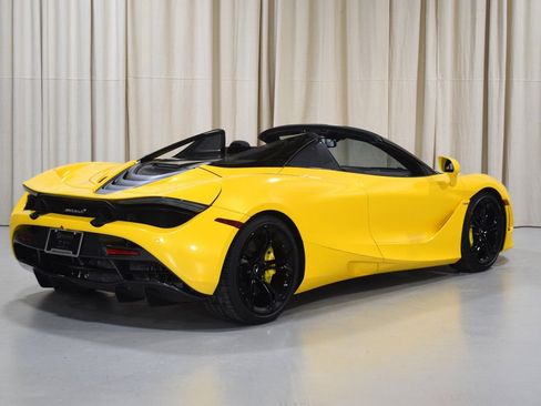 Used 2020 McLaren 720S Performance RWD image 11
