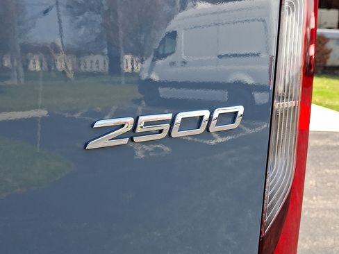 Used 2024 Mercedes-Benz Sprinter 144 Cargo image 30