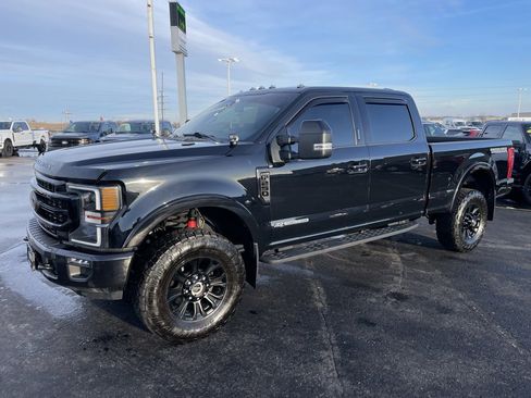 Used 2022 Ford F250 Lariat w/ Tremor Off-Road Package image 6