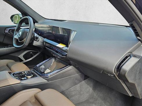 Certified 2025 BMW X3 xDrive30i w/ Premium Package image 17