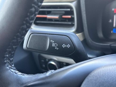 Used 2025 Ford Maverick Lariat w/ 4K Tow Package AWD/4WD image 41
