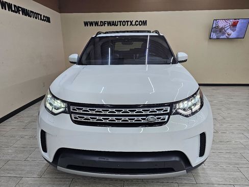 Used 2018 Land Rover Discovery HSE AWD/4WD image 3