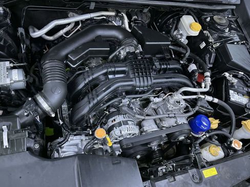 Used 2021 Subaru Crosstrek 2.0i Premium image 29