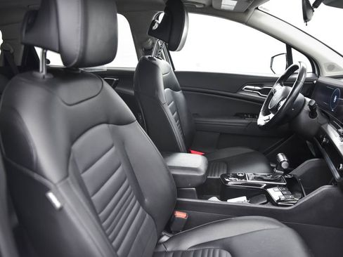 Used 2023 Kia Sportage SX image 13