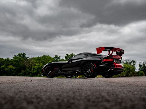 Used 2017 Dodge Viper GTC w/ ACR Package RWD image 9