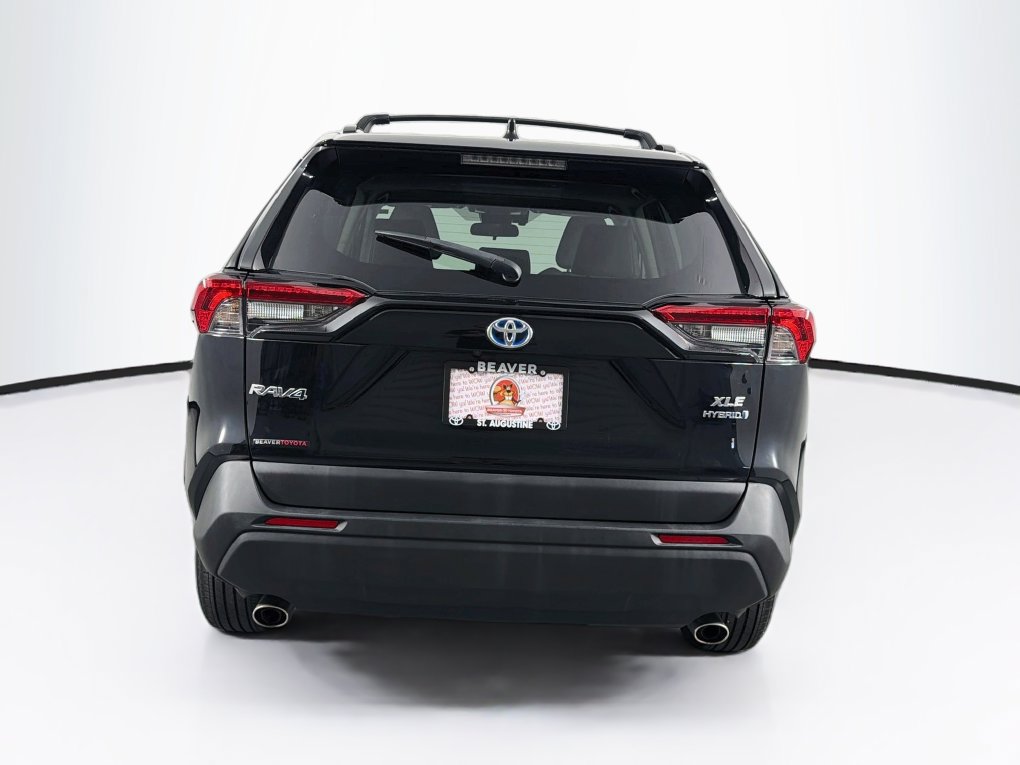 Used 2023 Toyota RAV4 XLE Premium AWD/4WD image 8