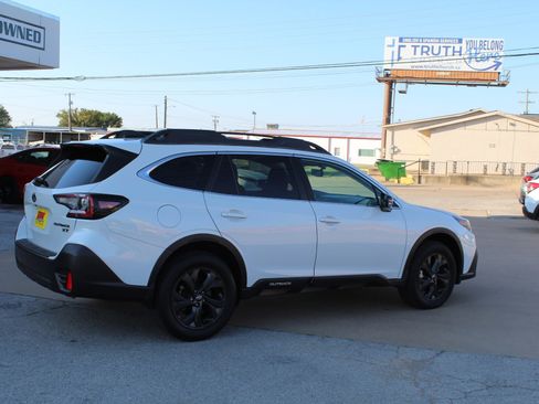 Used 2020 Subaru Outback Onyx Edition XT w/ Popular Package #2 image 4