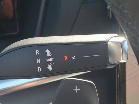 New 2027 GMC Terrain Elevation FWD image 11