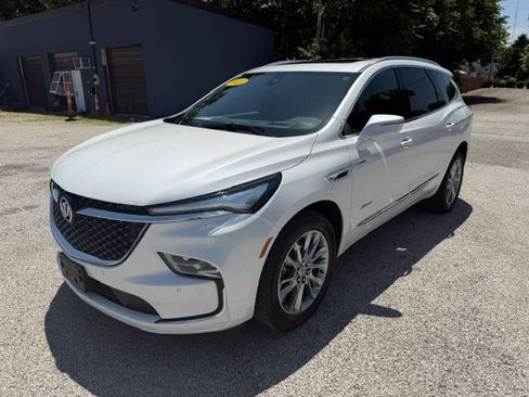 Used 2023 Buick Enclave Avenir w/ Avenir Technology Package AWD/4WD image 1