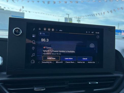 Certified 2024 Chevrolet Silverado EV W/T AWD/4WD image 27