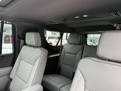 New 2026 GMC Yukon XL Elevation w/ Elevation Premium Package image 17